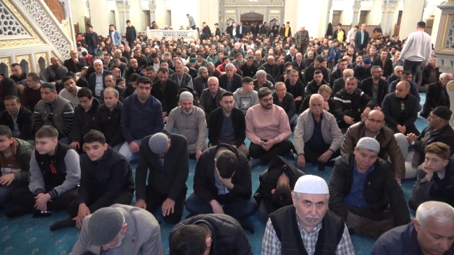 7'den 70'e herkes camilere akın etti