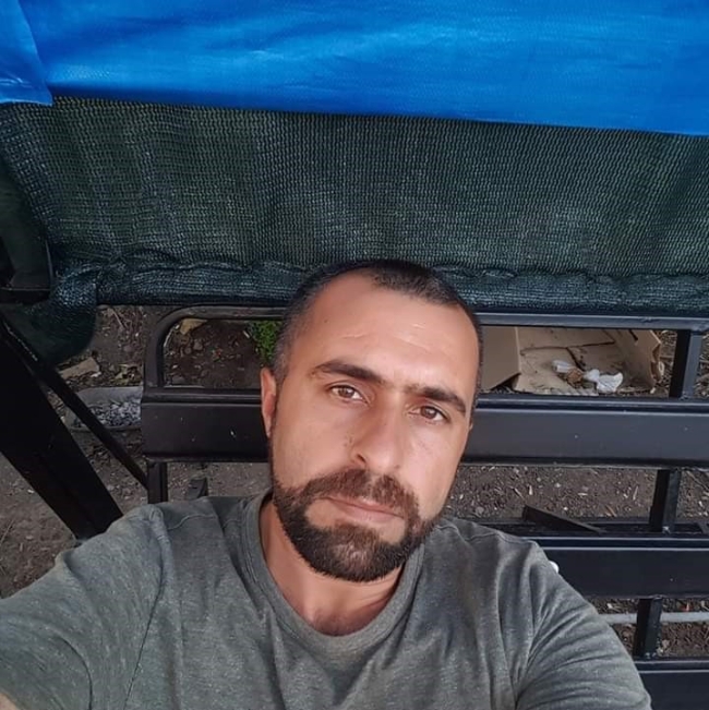 İşe kalkmadığı için oğlunu öldürdü