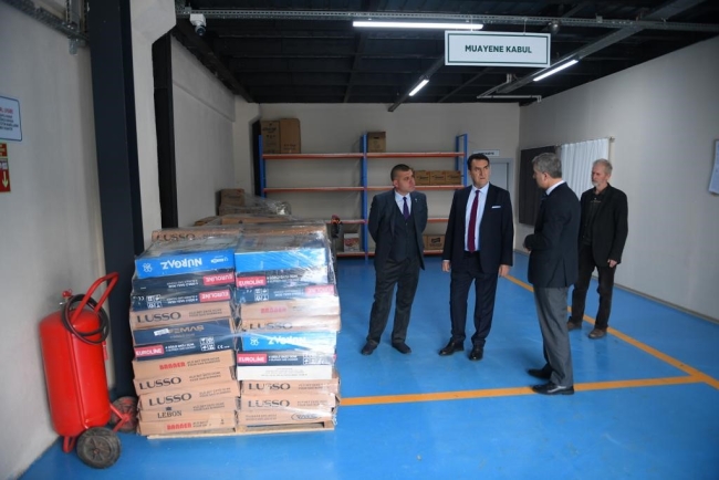 Osmangazi Belediyesi'nin deprem bölgesine yardımları devam ediyor