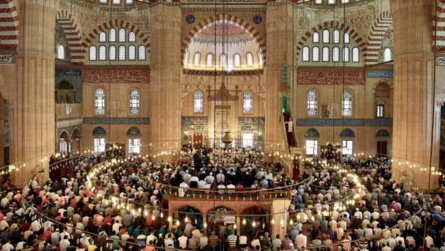 Bursa'da bayram namazı saat kaçta? İl il bayram namazı saatleri