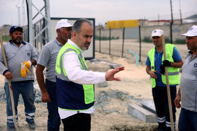Büyükşehir'den minik depremzedelere bayramlık