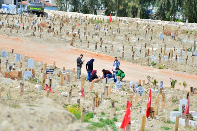 Hatay'da hüzünlü bayram