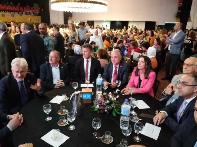 İYİ Parti Bursa, adaylarını tanıttı