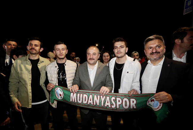 Bakan Varank: "Kimlik siyaseti eski Türkiye'de kaldı"