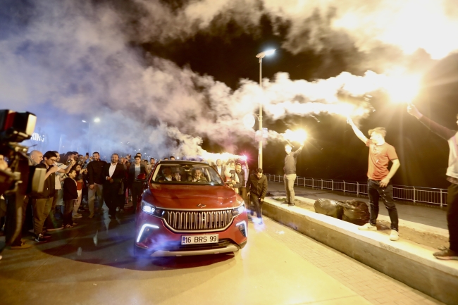 Bakan Varank TOGG Bursa'da için çekiliş yaptı