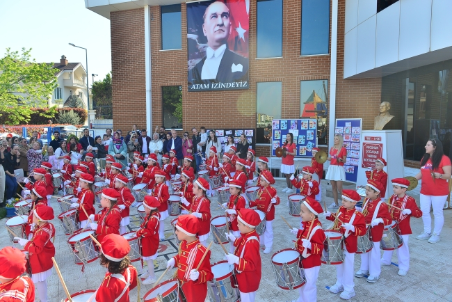 Karnaval tadında şenlik