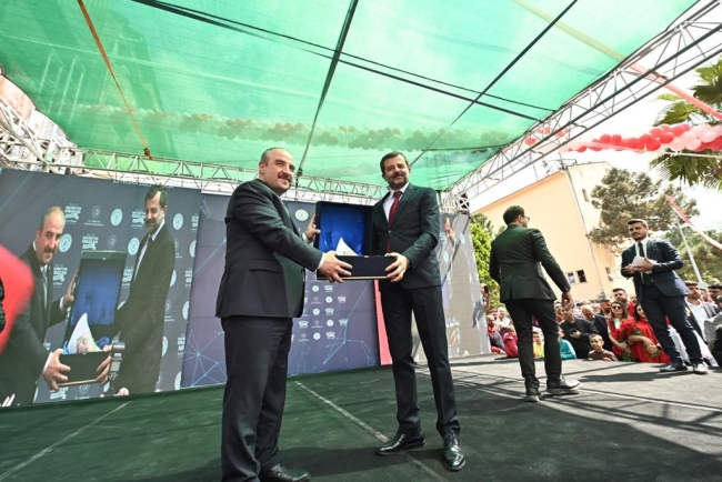 Gürsu'nun ilk kültür merkezi açıldı