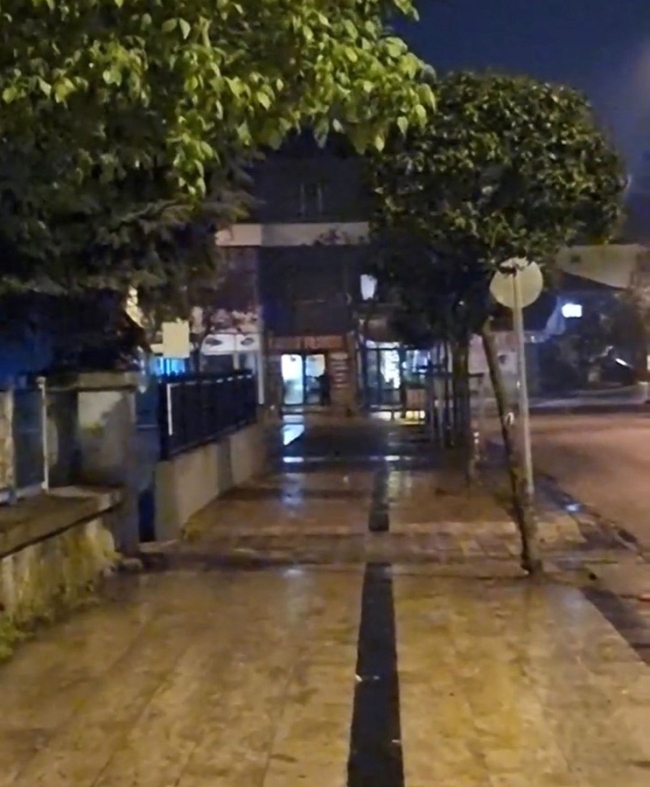 Alkollü kadın dehşet saçtı!