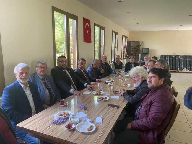Büyük Birlik Partisi Milletvekili adayı Kemal Akyıldız depremzedelerle buluştu 