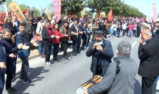 Çalışanlar bayramını kutluyor: 1 Mayıs İşçi Bayramı