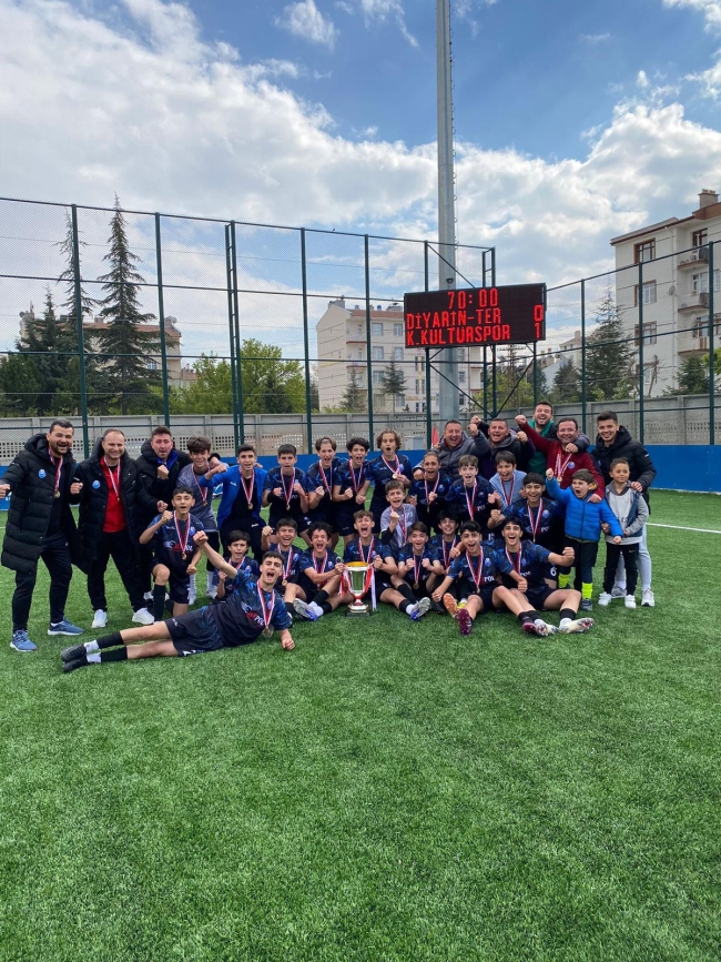 Şampiyon Kaplıkaya Kültürspor