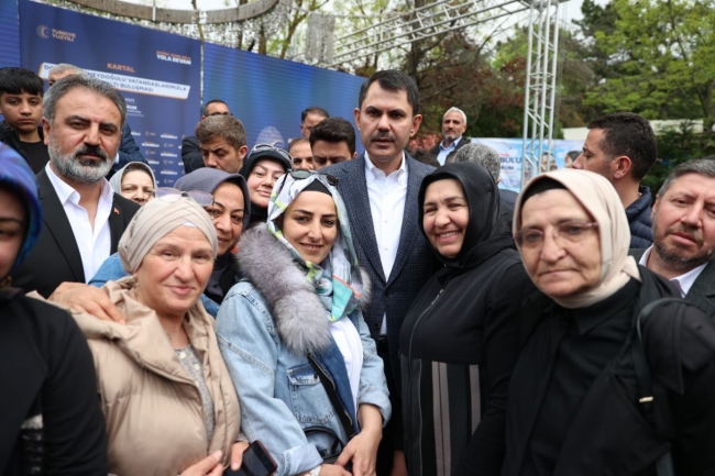 Bakan Kurum: Kartal'da hiç kimse riskli evlerde yaşamayacak