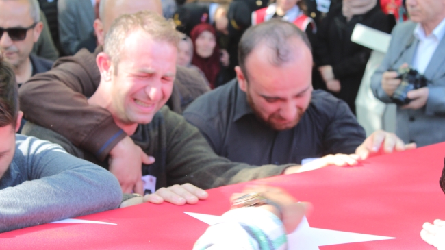 Şehit Uzman Çavuş Öztürk son yolculuğuna uğurladı