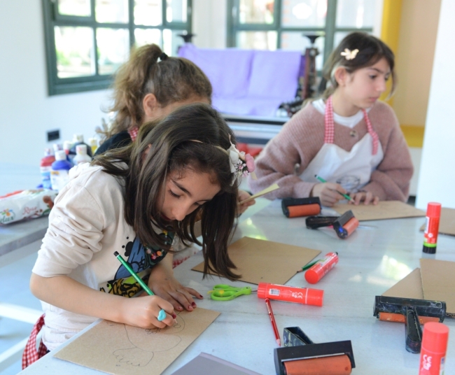 Depremzede çocuklar için atölyeler