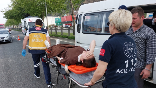 Samsun'da mitingine giden konvoyda zincirleme kaza