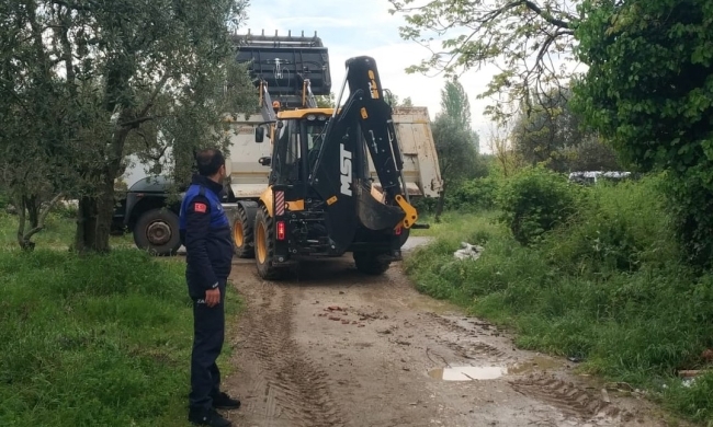 Kaçak döküme denetimler sıklaştırıldı