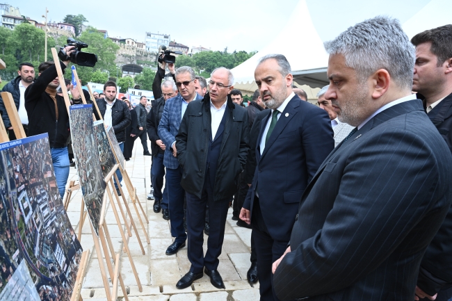 Tarihi mescitte 65 yıl sonra ilk Cuma