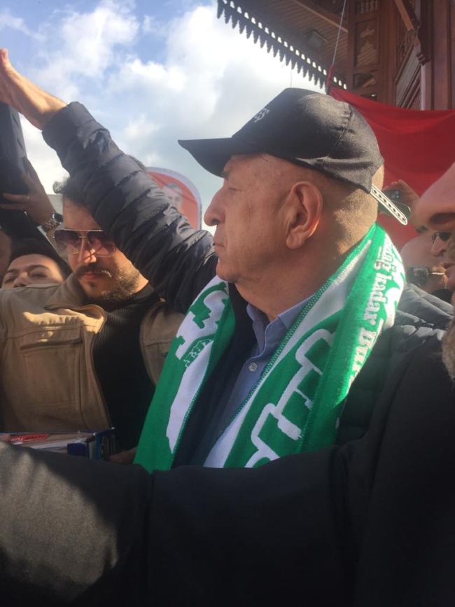 Özdağ, Bursa Fomara'ya metroyla geldi