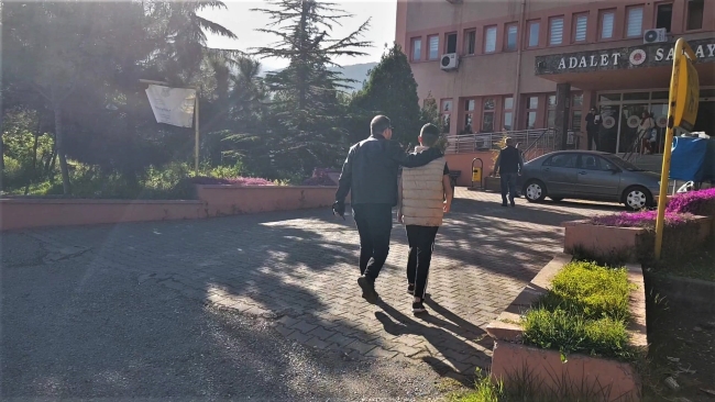 Yaşından büyük suç kaydı olan çocuk yakalandı