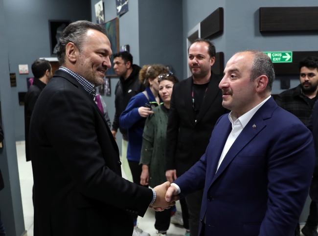 Seçim mesaisine "Güldür Güldür" molası