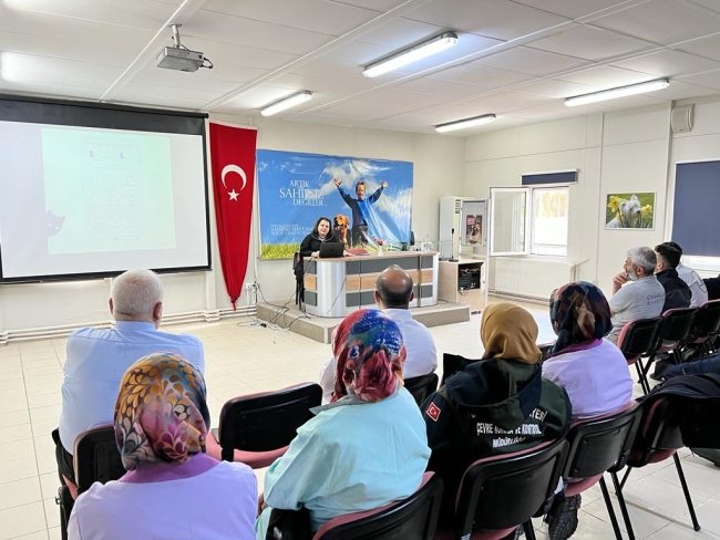 Bursa Osmangazi barınak personeline mesleki eğitim