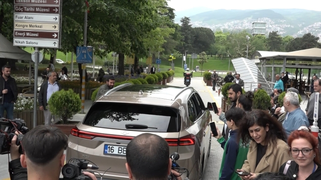 Milli sporcu Togg'la bir tur istedi, Bakan Varank anahtarı verdi