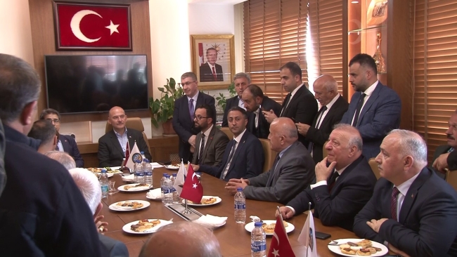 Süleyman Soylu esnaf ve sanatkarlarla bir araya geldi