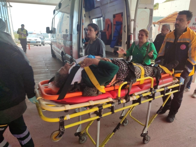 Bursa'da yaşlı çift ölümden döndü