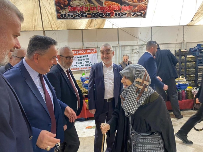 Büyük Birlik’ten Mustafakemalpaşa çıkarması