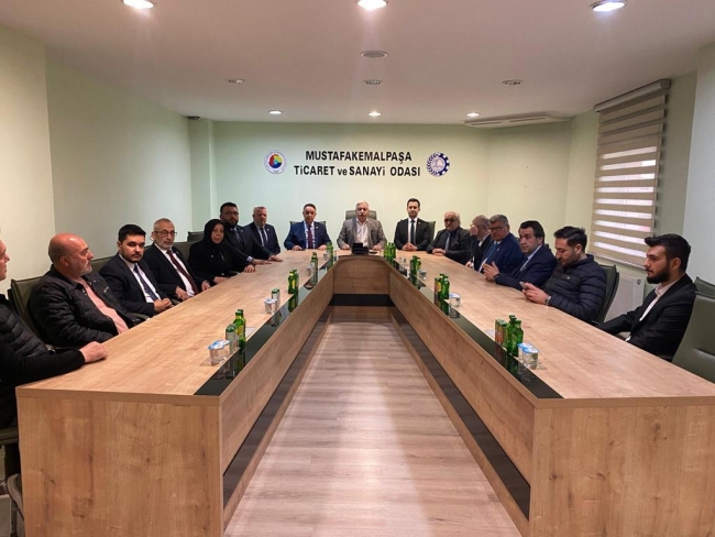Büyük Birlik’ten Mustafakemalpaşa çıkarması
