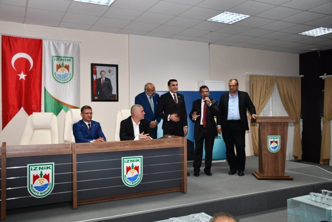 Bursa Roman Dernekleri Erdoğan'a desteklerini İznik'ten ilan ettiler