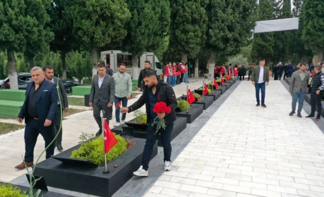 Soma maden şehitleri facianın 9. yılında anıldı