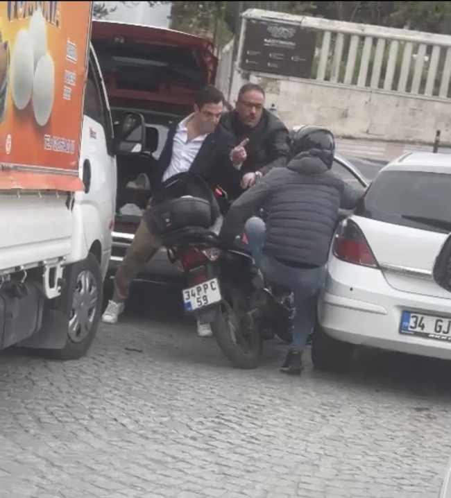 İstanbul'da satırlı saldırı!