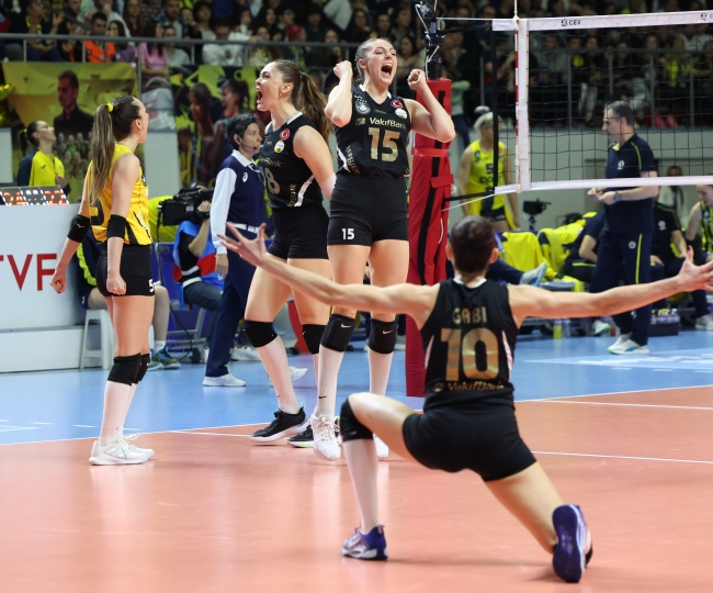 CEV Şampiyonlar Ligi'nde ilk 'Türk finali'
