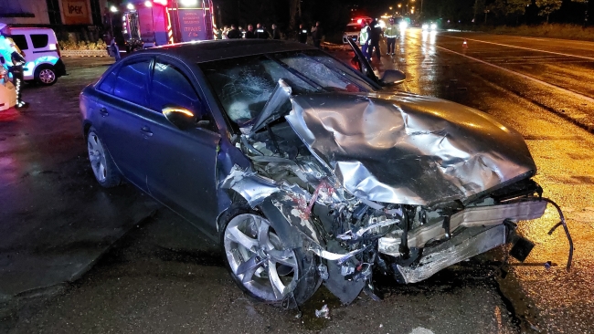 Alkollü sürücü dehşeti yaşattı: 4 ölü, 2 yaralı
