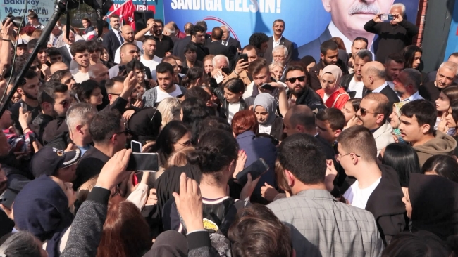 Meral Akşener: "2.5 milyon seçmene ulaşmamız gerekiyor"