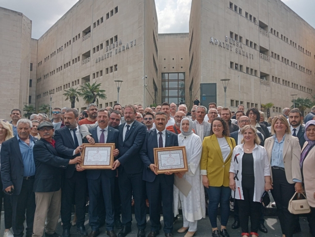 28. Dönem Bursa Milletvekilleri mazbatasını aldı