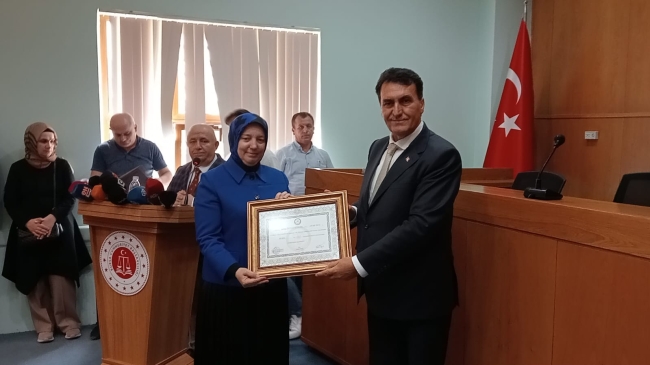28. Dönem Bursa Milletvekilleri mazbatasını aldı