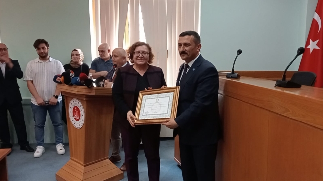 28. Dönem Bursa Milletvekilleri mazbatasını aldı