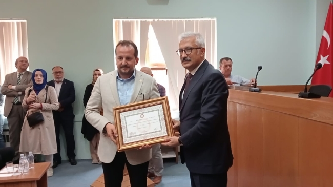 28. Dönem Bursa Milletvekilleri mazbatasını aldı