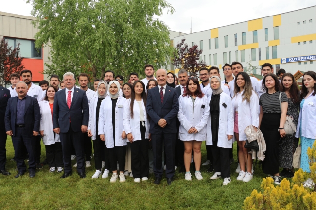 YÖK Başkanı Özvar: "Keramet diplomada değil, sizin gayretlerinizde"