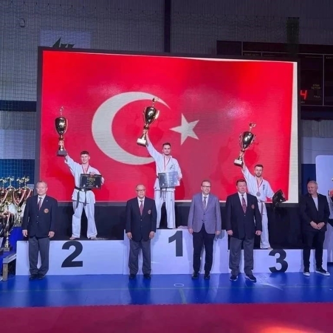 İsmet Durmuş Avrupa Şampiyonu oldu