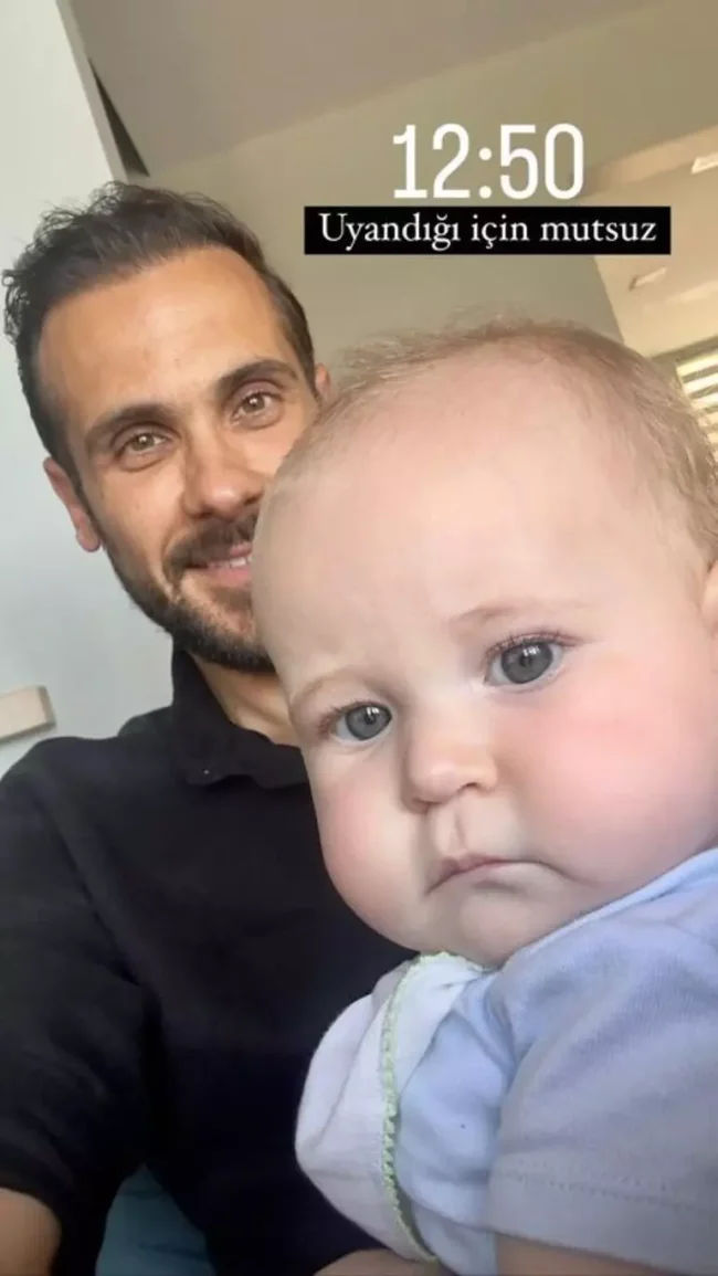 Ümit Erdim'den minik kızı Ela ile yeni poz!