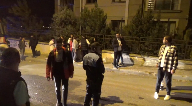 Silivri'de 6 katlı binada yangın