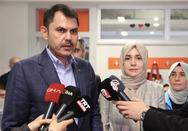 Bakan Kurum oyunu İstanbul'da kullandı