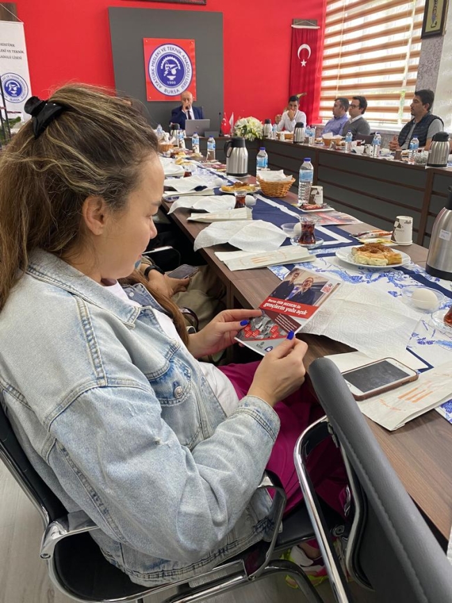 BOSİAD gençleri mesleki eğitime çağırıyor