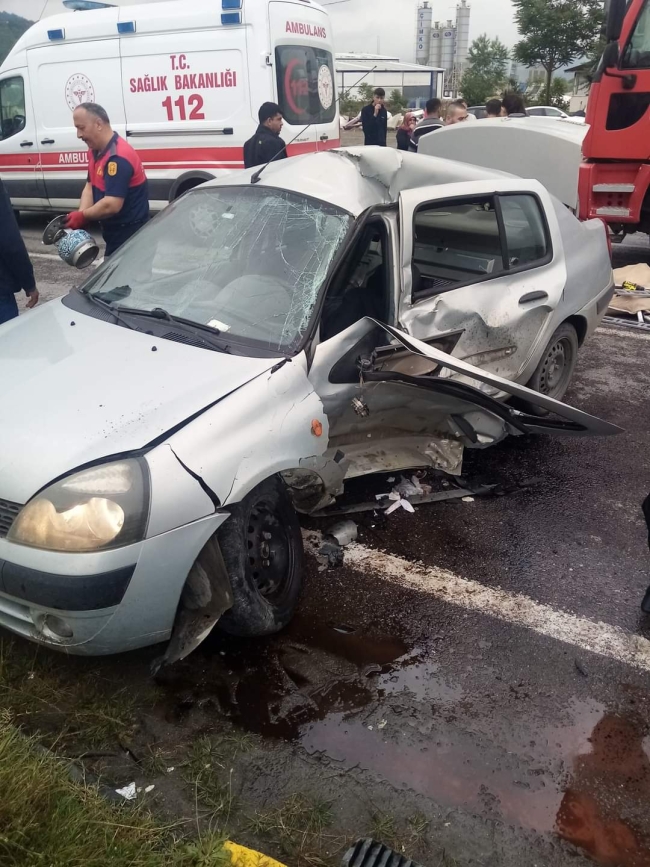 Zonguldak'ta trafik kazası: 1 ölü, 1 yaralı