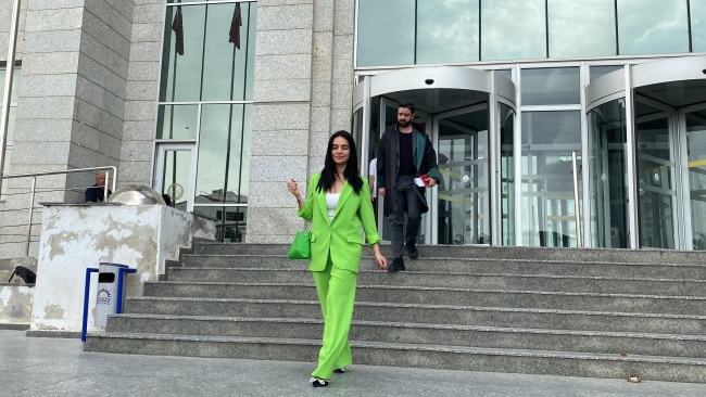 Evliliklerini 20 dakikada bitirdiler