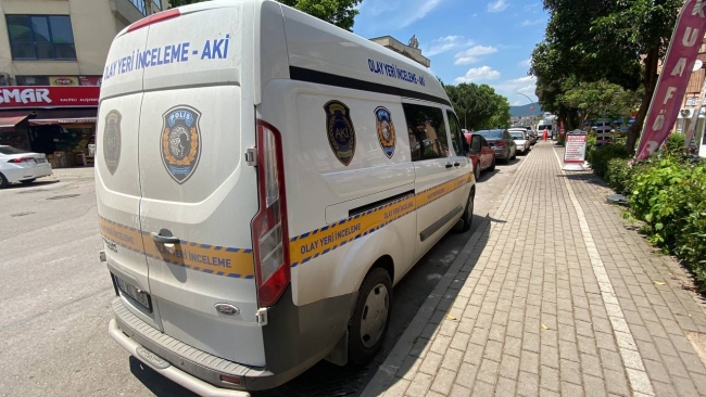 4. kattan düştü, yaralı kurtuldu