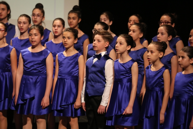 Çocuk ve Gençlik Koroları performanslarıyla alkış aldı